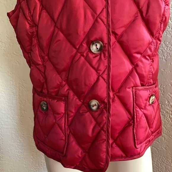 𝅺TALBOTS dark red 90% guck down quilted pocketed / collared vest. Large - Picture 4 of 9